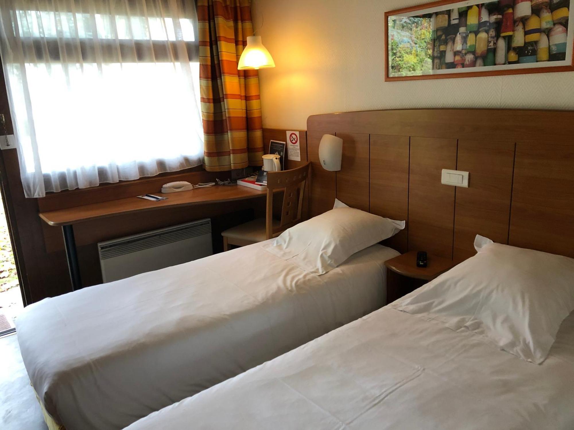 Standard Room 2 Single Beds 1 Single Bed mezzanine
